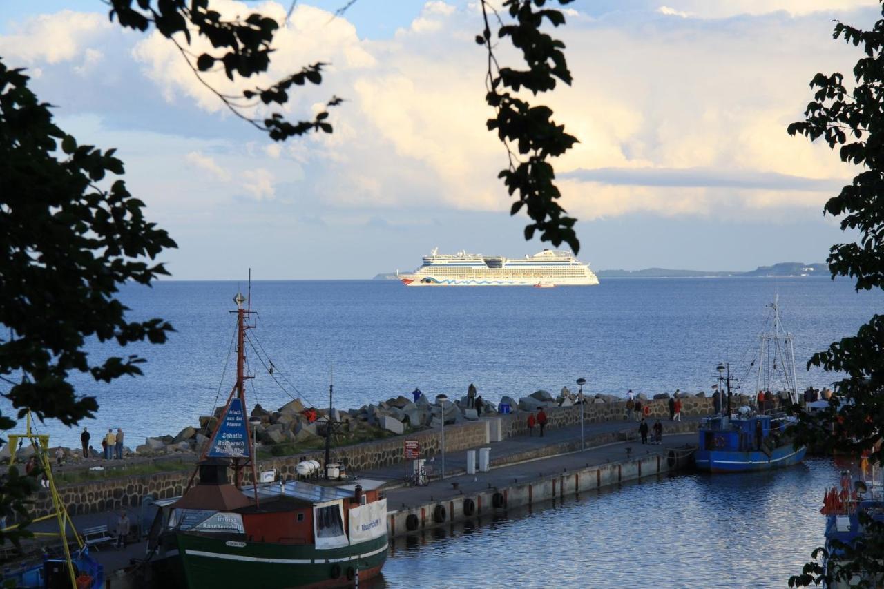 Ferienwohnung Hafen Quartier Sassnitz Exterior foto
